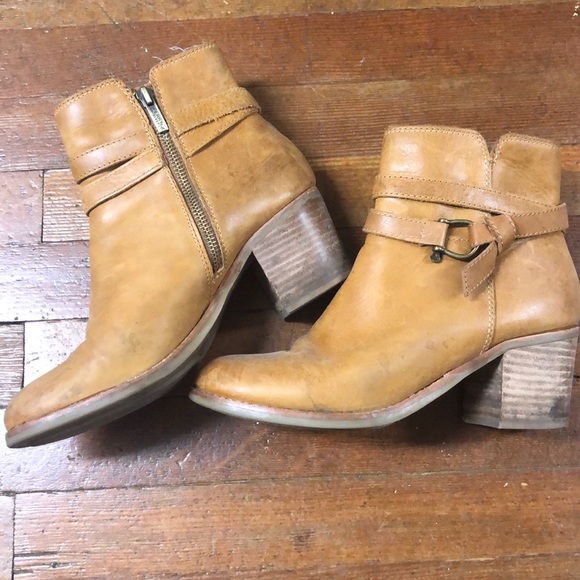 Women’s boots, used. Good condition. - Picture 2 of 2